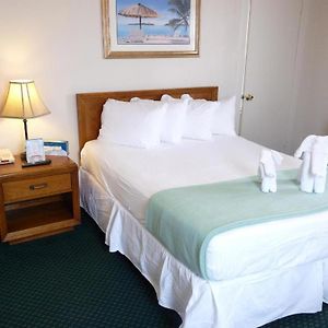 Oceanfront Queen Room